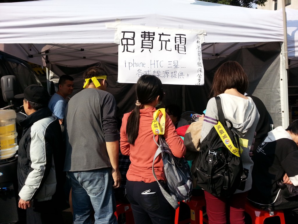 參與318社會運動，不代表媒體可以未經同意公開其隱私。Photo by chiang